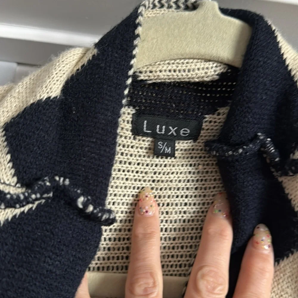 Drape front sweater - Picture 3 of 4